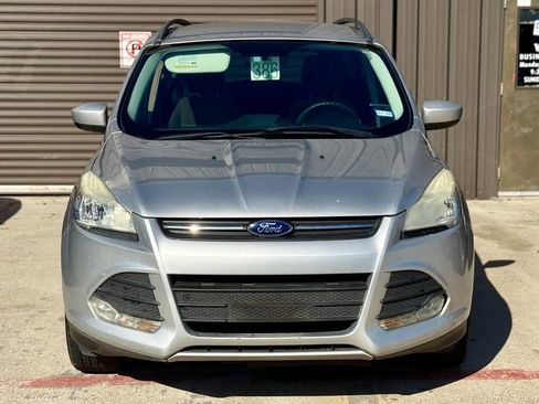 Used 2014 Ford Escape SE w/ Equipment Group 201A image 4