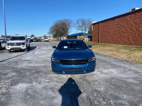 Used 2021 Dodge Charger SXT w/ Leather Interior Group image 2