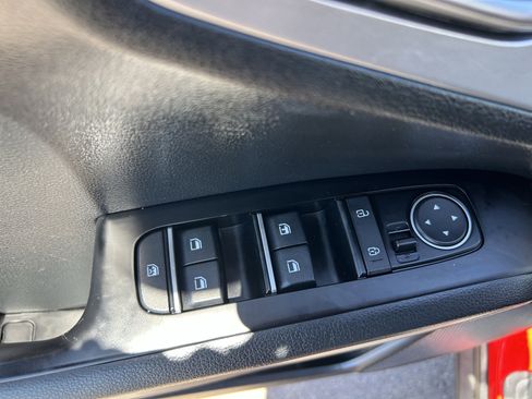 Used 2024 Kia Soul LX w/ Option Group 015 FWD image 29