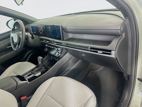 Certified 2026 Hyundai Santa Cruz SEL FWD image 27