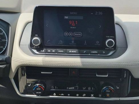 Certified 2023 Nissan Rogue SL AWD/4WD image 21