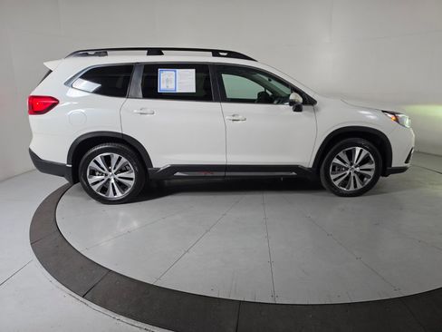 Used 2022 Subaru Ascent Limited w/ Technology Package AWD/4WD image 6