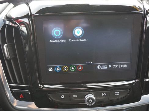 Used 2023 Chevrolet Traverse Premier image 37