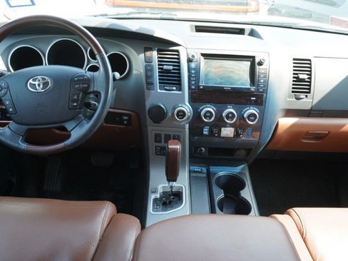 Used 2011 Toyota Sequoia Platinum RWD image 14