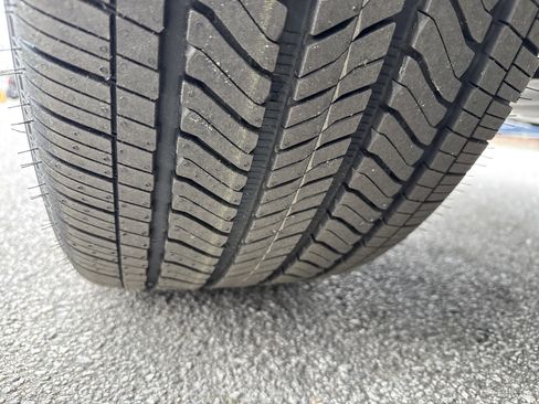 New 2026 GMC Yukon XL Denali w/ Denali Reserve Package image 14