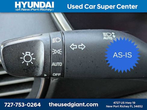 Used 2023 Hyundai Santa Fe SE FWD image 31