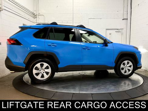Used 2020 Toyota RAV4 LE w/ Carpet Mat Package FWD image 10