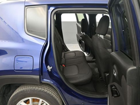 Used 2021 Jeep Renegade Sport w/ Sport Appearance Group image 31