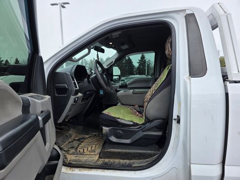 Used 2017 Ford F350 XLT w/ XLT Value Package image 10