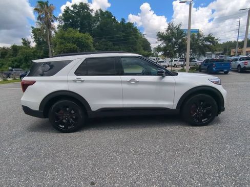 Used 2024 Ford Explorer ST w/ Equipment Group 401A AWD/4WD image 4