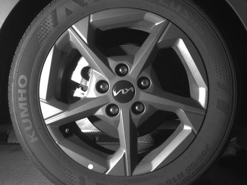 Used 2025 Kia K4 FWD image 15