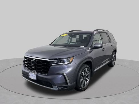 Used 2024 Honda Pilot Touring image 43