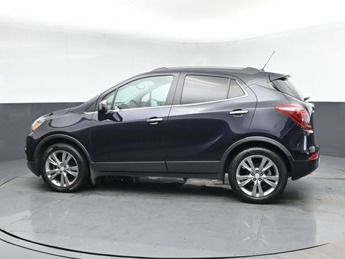 Used 2021 Buick Encore Preferred FWD image 9