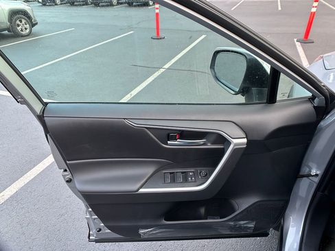 New 2025 Toyota RAV4 XLE w/ Convenience Package image 11