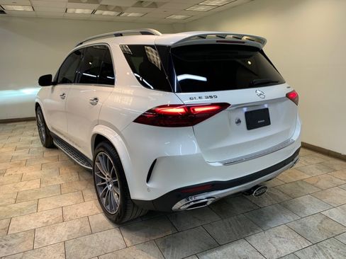 Used 2024 Mercedes-Benz GLE 350 4MATIC w/ AMG Line Exterior image 6