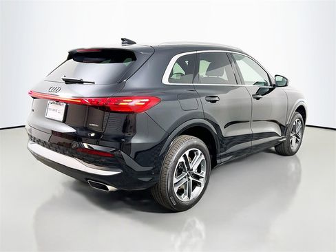 New 2025 Audi Q5 Premium Plus image 7