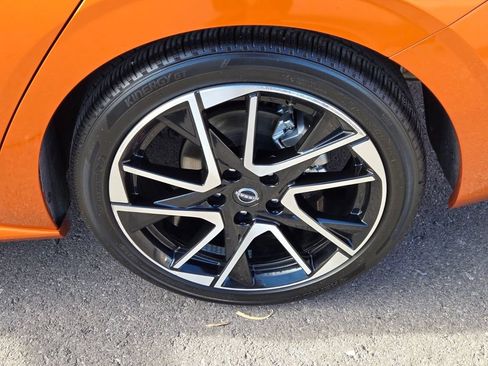 Used 2024 Nissan Sentra SR w/ SR Premium Package image 10