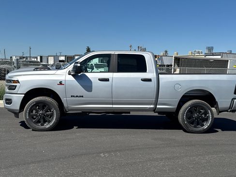 New 2026 RAM 2500 Big Horn AWD/4WD image 6
