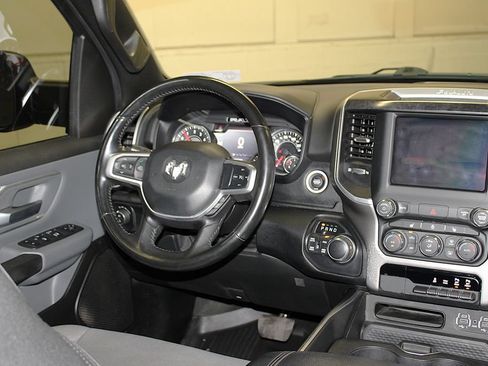 Certified 2022 RAM 1500 Big Horn AWD/4WD image 14