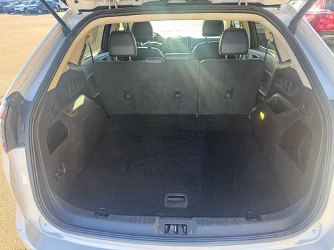 Used 2015 Ford Edge SEL w/ Equipment Group 201A image 9