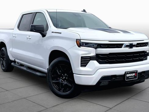 Used 2024 Chevrolet Silverado 1500 RST w/ Rally Edition RWD image 3