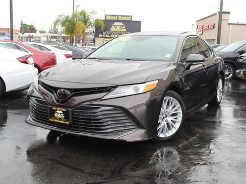 Used 2019 Toyota Camry XLE w/ Driver Assist Package image 47