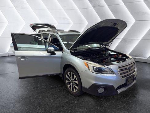 Used 2015 Subaru Outback 2.5i Limited image 7