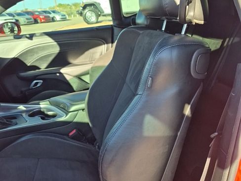 Certified 2022 Dodge Challenger R/T w/ Plus Package image 17