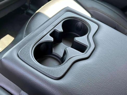 Certified 2022 Jeep Compass Limited image 10