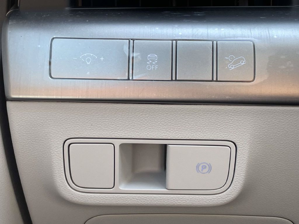 New 2026 Hyundai Kona SEL Sport FWD image 17
