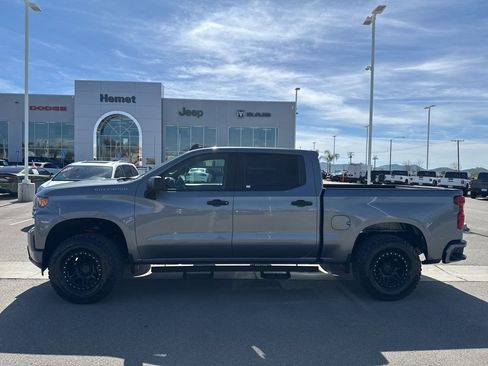 Used 2020 Chevrolet Silverado 1500 Custom w/ Custom Value Package image 5