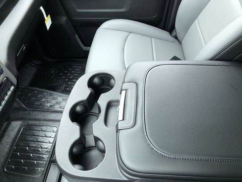 New 2026 RAM 4500 Tradesman w/ Chrome Appearance Group AWD/4WD image 25