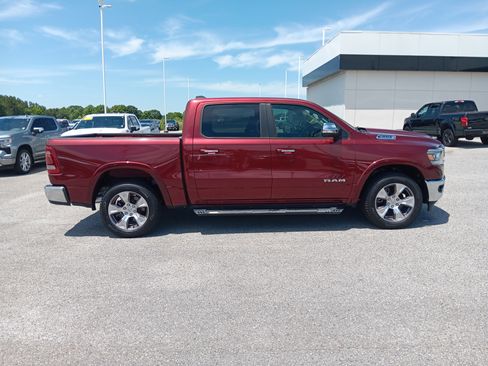 Used 2021 RAM 1500 Laramie AWD/4WD image 7