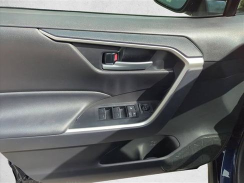 Certified 2025 Toyota RAV4 XLE Premium AWD/4WD image 9