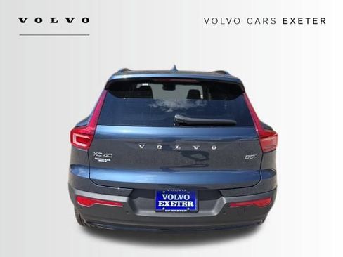 New 2026 Volvo XC40 B5 Plus w/ Climate Package AWD/4WD image 6