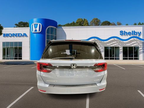 Used 2023 Honda Odyssey Sport image 7
