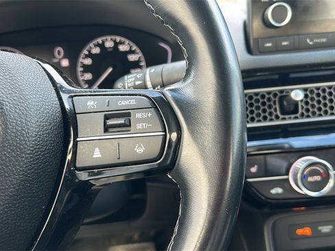 Used 2022 Honda Civic EX image 27