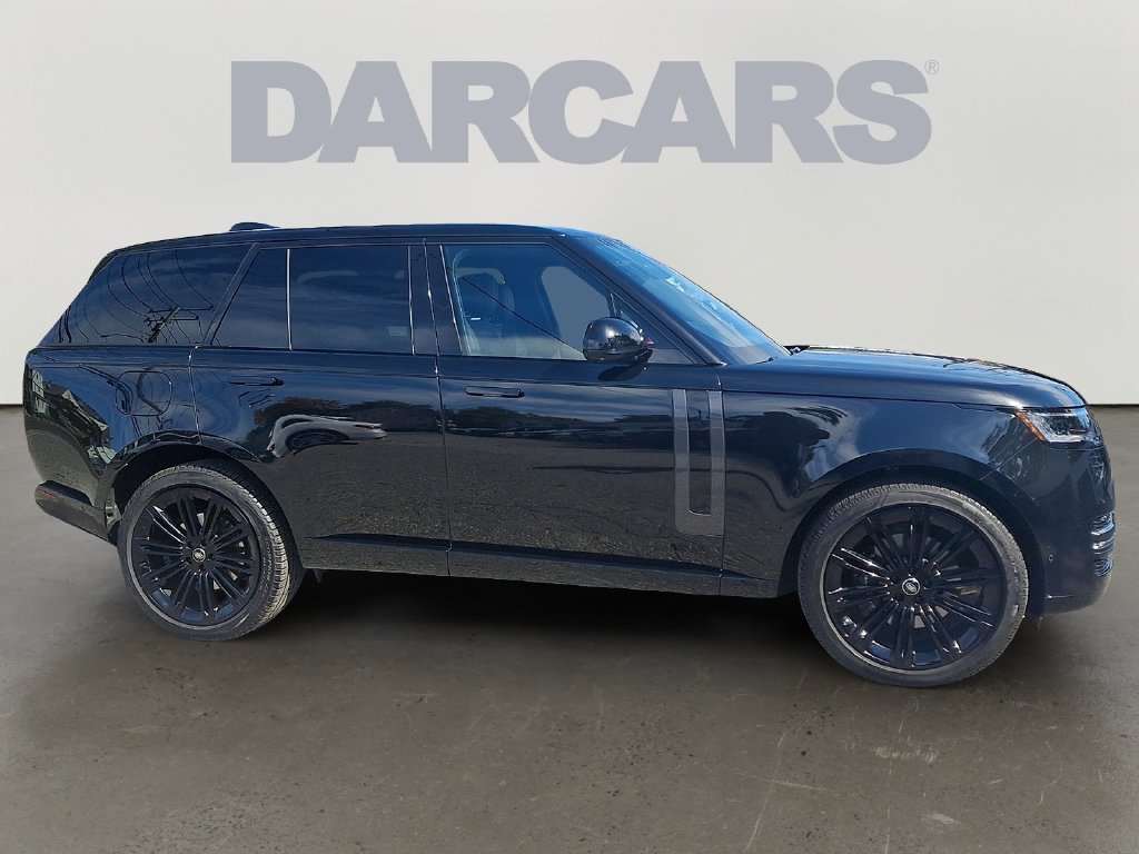 Used 2025 Land Rover Range Rover SE AWD/4WD image 7