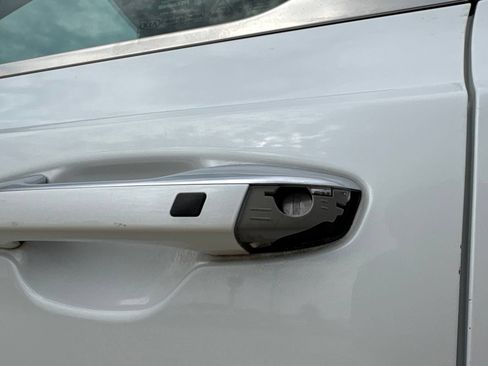 Used 2020 Kia Telluride S FWD image 17