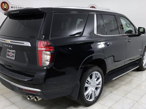 Used 2024 Chevrolet Tahoe High Country image 3