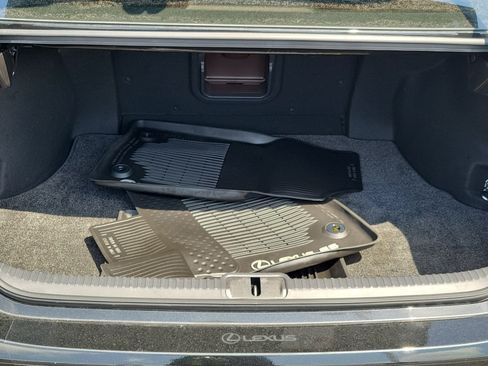 Used 2020 Lexus ES 350 Ultra Luxury w/ Accessory Package 2 FWD image 8