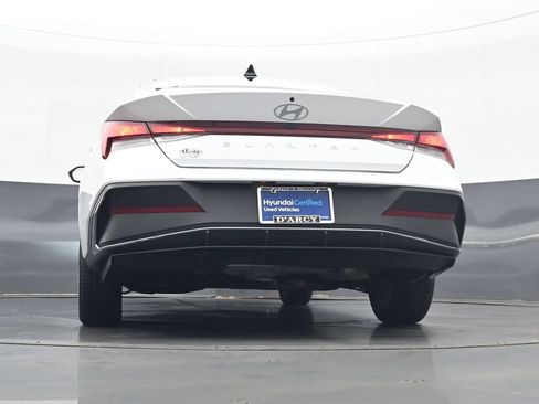 Certified 2024 Hyundai Elantra SEL FWD image 27