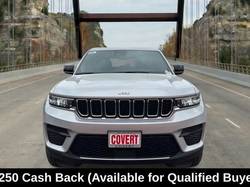 New 2025 Jeep Grand Cherokee Laredo X w/ Luxury Tech Group I RWD image 2