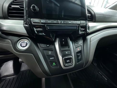 Used 2020 Honda Odyssey EX image 16