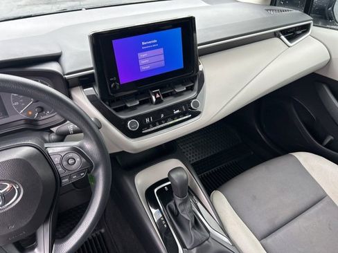 Used 2024 Toyota Corolla LE image 27