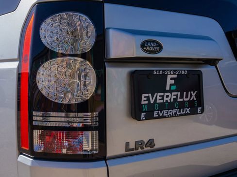 Used 2016 Land Rover LR4 HSE Silver Edition image 13