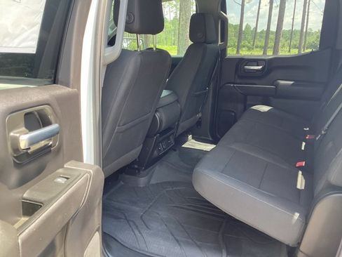 New 2025 Chevrolet Silverado 1500 Custom image 12