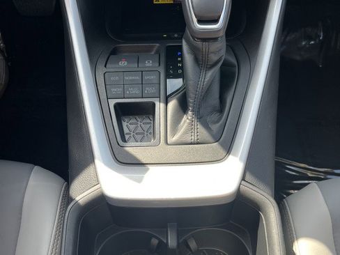 Used 2023 Toyota RAV4 XLE Premium image 19