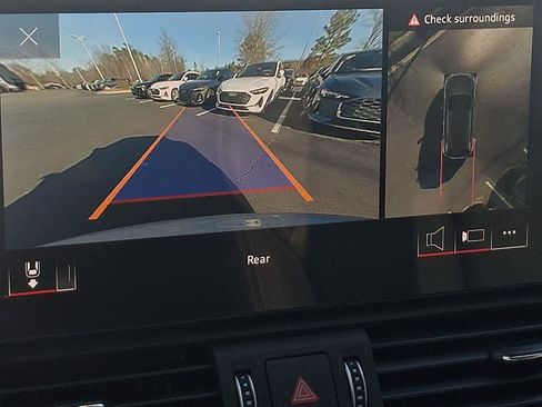 Used 2023 Audi Q5 e Premium Plus w/ Premium Plus Package image 19