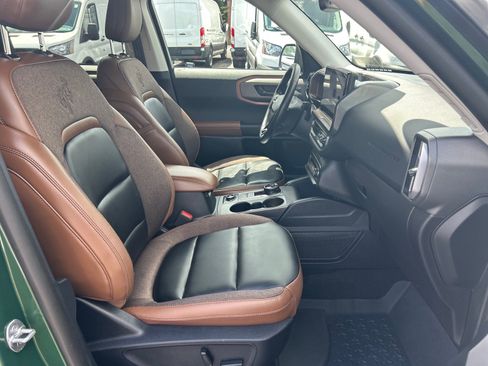Certified 2025 Ford Bronco Sport Outer Banks w/ Outer Banks Tech Package+ AWD/4WD image 18